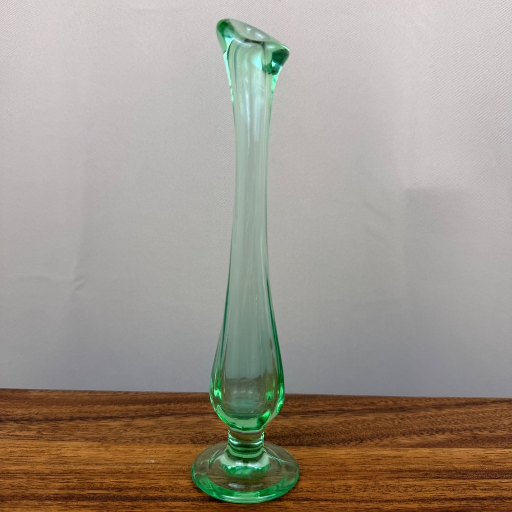 Vintage Green Swung Glass Bud Vase Mid Century Modern Stretch Pedestal 8.25 Inch